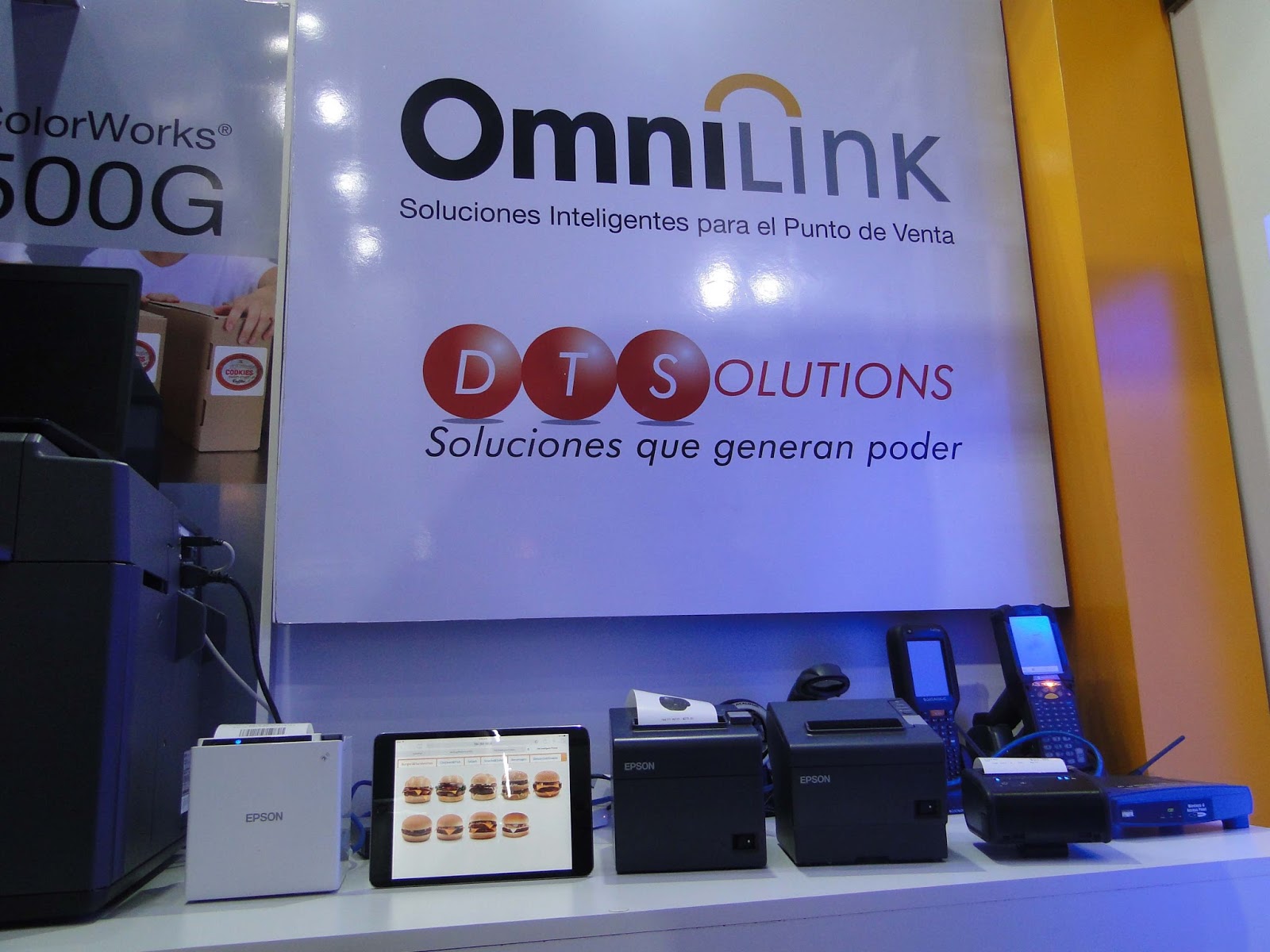 Nueva línea de soluciones inteligentes Epson OmniLink